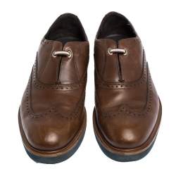 مملوكة مسبقًا Salvatore Ferragamo Brown Brogue Leather Oxford Size 42