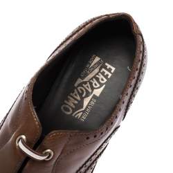 مملوكة مسبقًا Salvatore Ferragamo Brown Brogue Leather Oxford Size 42