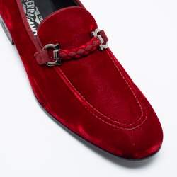 Pre Owned حذاء لوفرز سالفاتوري فيراغامو لورد 2 هورسبيت قطيفة أحمر داكن مقاس 44