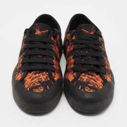 Pre Owned Salvatore Ferragamo Black/Red Brocade Fabric Rebel Printed Low Top Sneakers Size 42.5 