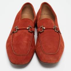 مملوكة مسبقًا Salvatore Ferragamo Orange Suede Gancini Driving Loafers Size 42