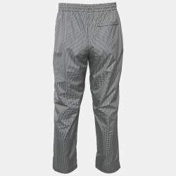 مملوكة مسبقًا بنطال رياضي ستوسي نمط هوندزتوث أسود بمقاس وسط (ميديوم)