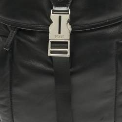 Pre Owned Tod's Black Leather Drawstring Flap Backpack