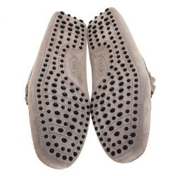 مملوكة مسبقًا حذاء لوفرز تودز طراز سليب أون مزين حرف تي مزدوج جلد و سويدي رصاصي مقاس 44