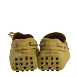 Pre Owned حذاء لوفرز تودز سليب أون فيونكة جلد سويدي أصفر مقاس 42