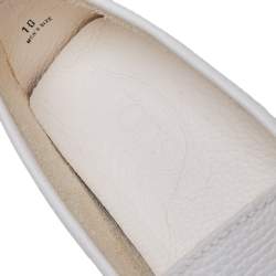 مملوكة مسبقًا Tods White Leather Gommino Driving Loafers Size 44.5