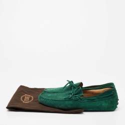 Pre Owned حذاء لوفرز تودز غومينو دريفينغ سويدي أخضر داكن مقاس 42