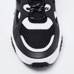 مملوك ة مسبقًا حذاء رياضي تودز أكتيف سبورتي شبكة وجلد أبيض/أسود مقاس 42