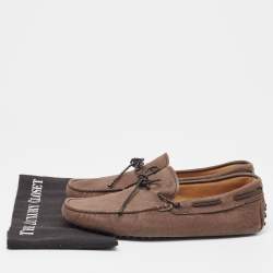 مملوكة مسبقًا Tod's Brown Nubuck Leather Gommino Driving Loafers  Size 42