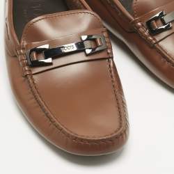 مملوكة مسبقًا Tod's Brown Leather Gommino Loafers Size 39.5