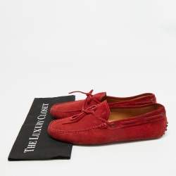 مملوكة مسبقًا Tod's City Gommino Size 42 Burgundy Suede Loafers