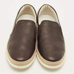 Pre Owned حذاء رياضي تودز جلد بني داكن سليب أون مقاس 42.5