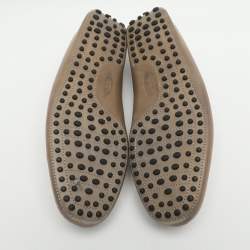 مملوكة مسبقًا Tod's Size 42 Khaki Green Leather Loafers