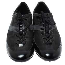 مملوكة مسبقًا Tod's Black/Grey Suede and Canvas Lace Up Low Top Sneakers Size 45.5