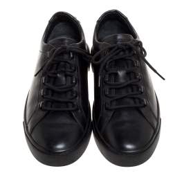 Pre Owned حذاء رياضي تودز برباط علوي جلد أسود مقاس 39.5