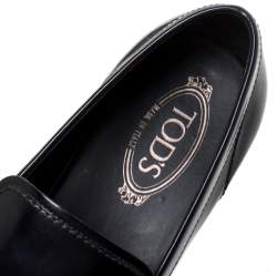 Pre Owned حذاء لوفرز تودز سلي ب أون هورسبيت خرز جلد لامع أسود مقاس 43