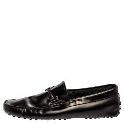 Pre Owned حذاء لوفرز تودز سليب أون حرف تى مزدوج جلد أسود مقاس 42.5