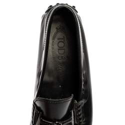 Pre Owned حذاء لوفرز تودز سليب أون حرف تى مزدوج جلد أسود مقاس 42.5