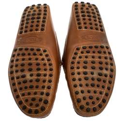 مملوكة مسبقًا حذاء لوفرز تودز سليب أون بينى جلد بنى مقاس 42