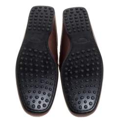 Pre Owned حذاء لوفرز تودز سليب أون إبزيم شعار الماركة جلد بني مقاس 44