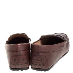 Pre Owned حذاء لوفرز تودز سليب أون إبزيم شعار الماركة جلد بني مقاس 44