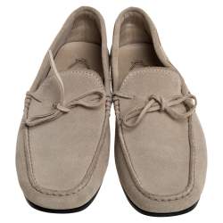 مملوكة مسبقًا  Tod's Grey Suede Bow Slip On Loafers Size 41