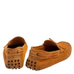 مملوكة مسبقًا Tod's Yellow Suede  Bow Slip On Loafer Size 40