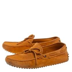 مملوكة مسبقًا Tod's Yellow Suede  Bow Slip On Loafer Size 40