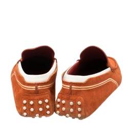 Pre Owned حذاء لوفرز تودز فور فيراري جلد أبيض وسويدي برتقالي مقاس 43