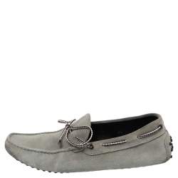 Pre Owned حذاء لوفرز تودز سويدي رصاصي سليب أون مزين فيونكه مقاس 42.5