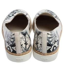 مملوكة مسبقًا Tod's White Printed Leather Espadrille Slip On Sneakers Size 36.5