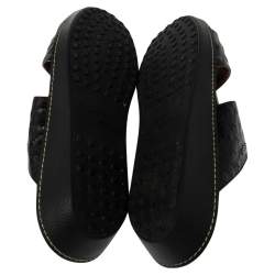 Pre Owned Tod's Black Ostrich Embossed Leather Slide Sandals Size 44.5
