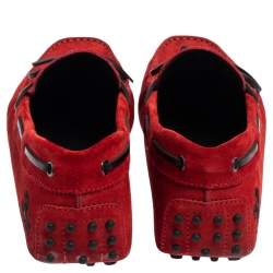 Pre Owned حذاء لوفرز تودز فور فيراري درايفينغ غومينو سويدي أحمر مقاس 42