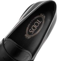 Pre Owned حذاء لوفرز تودز جلد أسود سليب أون مقاس 42