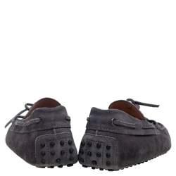 Pre Owned حذاء لوفرز تودز سليب بفيونكة سويدي رمادي مقاس 41