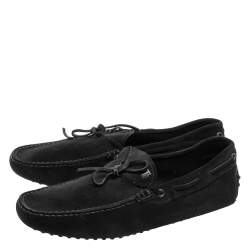 مملوكة مسبقًا Tod's Black Suede Bow Loafers Size 43