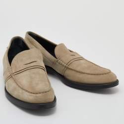 مملوكة مسبقًا Tod's Khaki Beige Suede Slip On Loafers Size 44