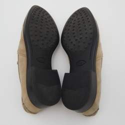 مملوكة مسبقًا Tod's Khaki Beige Suede Slip On Loafers Size 44