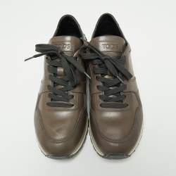 Pre Owned حذاء رياضي تودز جلد رصاصي  بعنق منخفض مقاس 42