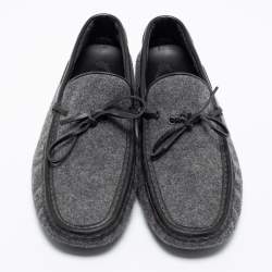 Pre Owned حذاء لوفرز تودز جومينو دريفر جلد وفلت رصاصي/أسود مقاس 42