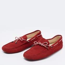 مملوكة مسبقًا Tod's Red Suede Slip On Loafers Size 41