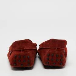 مملوكة مسبقًا Tod's Brown Suede Ferrari Loafers Size 42