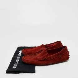 مملوكة مسبقًا Tod's Brown Suede Ferrari Loafers Size 42