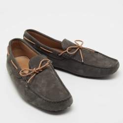 Pre Owned Tod's Grey Suede City Gommino Bow Loafers Size 41