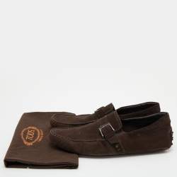 مملوكة مسبقًا Tod's Brown Suede Buckle Driver Loafers Size 44.5