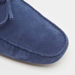 مملوكة مسبقًا Tod's Blue Suede Leather Gommino Slip On Loafers Size 44