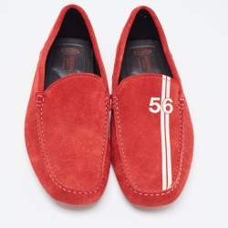 مملوكة مسبقًا Tod's For Ferrari Red Suede Slip On Loafers Size 42