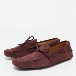 مملوكة مسبقًا Tod's Burgundy Suede Bow Slip On Loafers Size 44