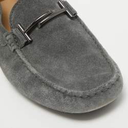 Pre Owned Tods Grey Suede Gommino Double T Driving Loafers Size 43