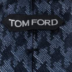 مملوكة مسبقًا ربطة عنق توم فورد حرير جاكار هاوندتوث أزرق كحلي